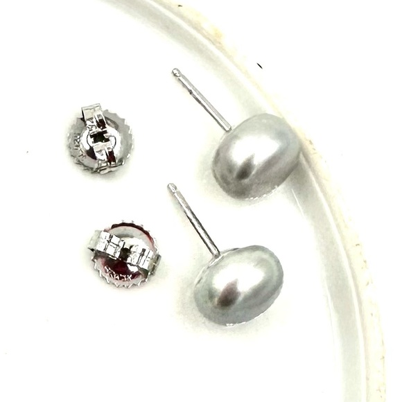 HONORA Silver Gray Pearl Studs Earrings Sterling Silver 9mm NWOT - Picture 10 of 13